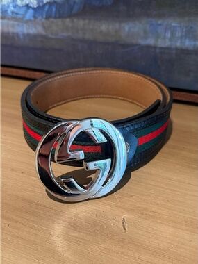NIP Gucci Black Leather Belt with Red & Green Web Stripe and Silver GG Buckle